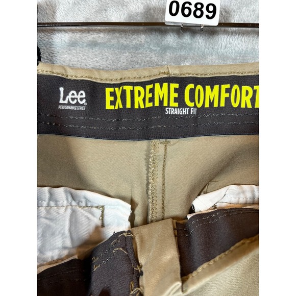 Lee Extreme Comfort Pants Men's 30x29.5* Beige Straight Fit Stretch Chino Golf - Picture 7 of 9